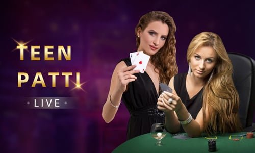 Filipino player spinning online slots on a mobile phone with helpwin